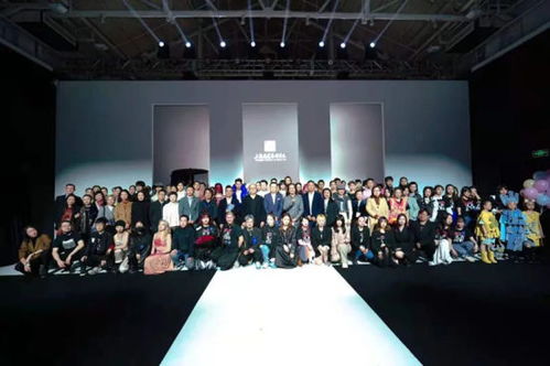 創(chuàng)意無界，藝啟未來 2021屆SIVA優(yōu)秀畢業(yè)生服裝設(shè)計(jì)作品閃耀國際舞臺(tái)